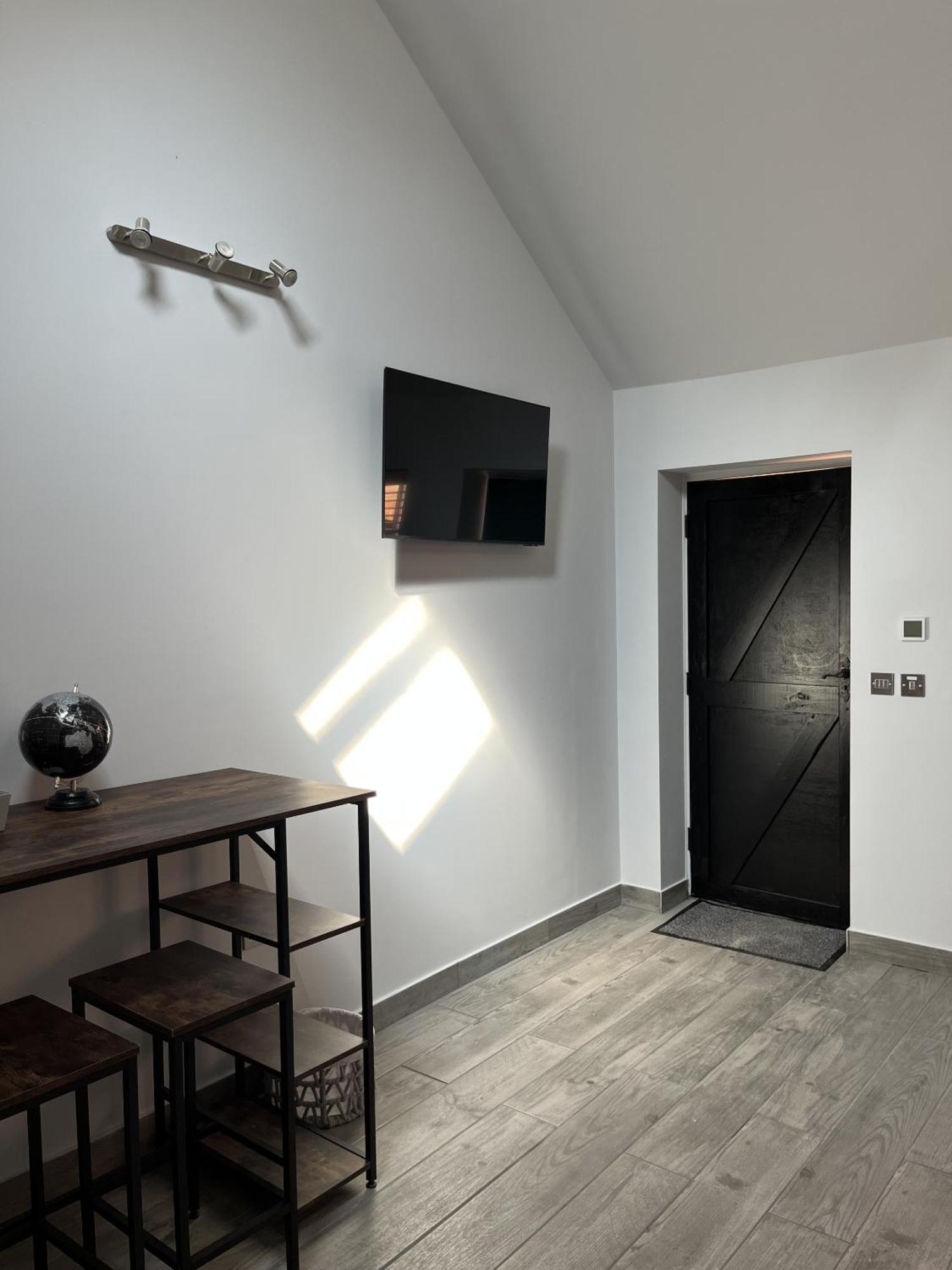 Bed and Breakfast The Lydden Bell Экстерьер фото