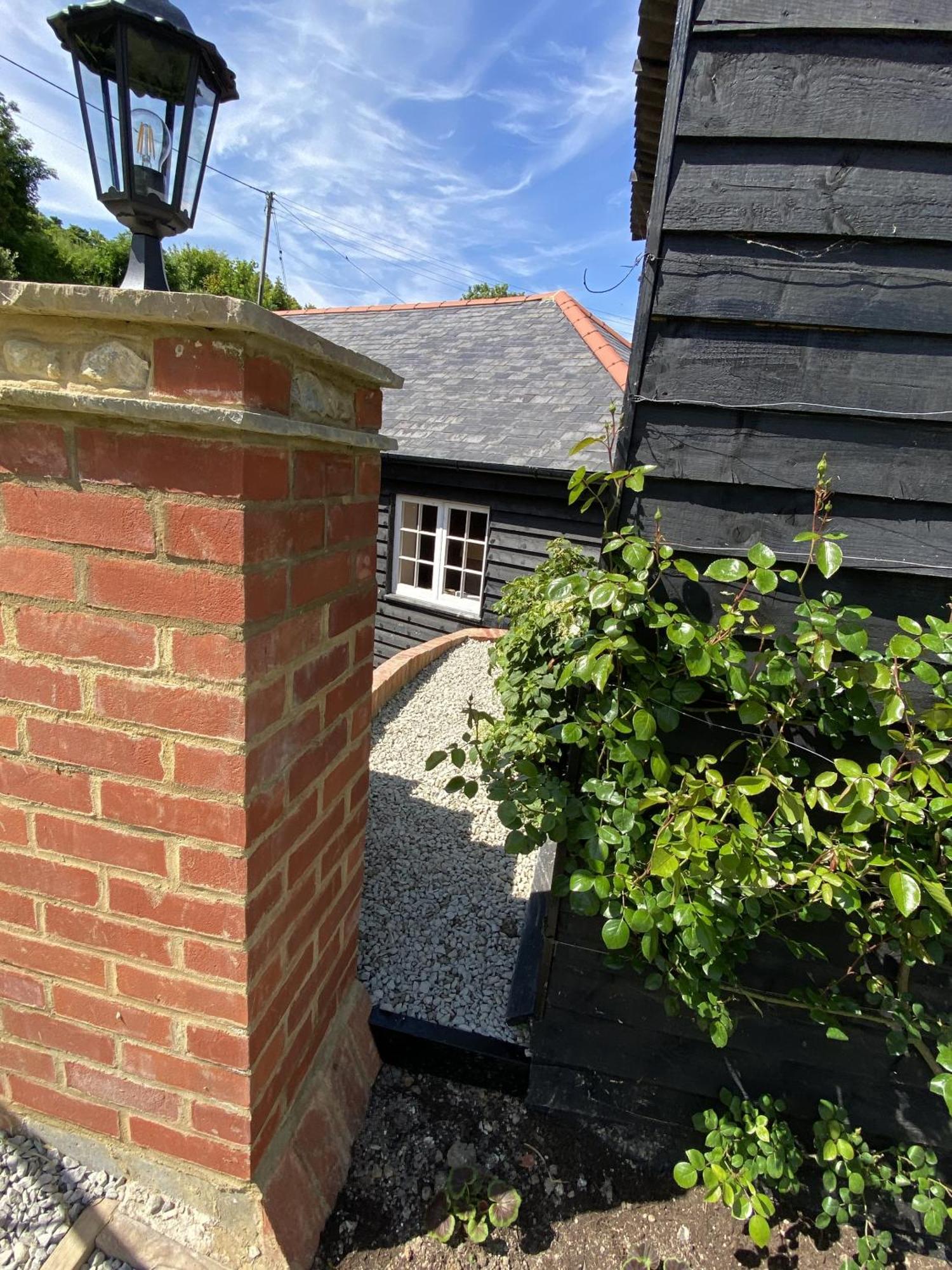 Bed and Breakfast The Lydden Bell Экстерьер фото