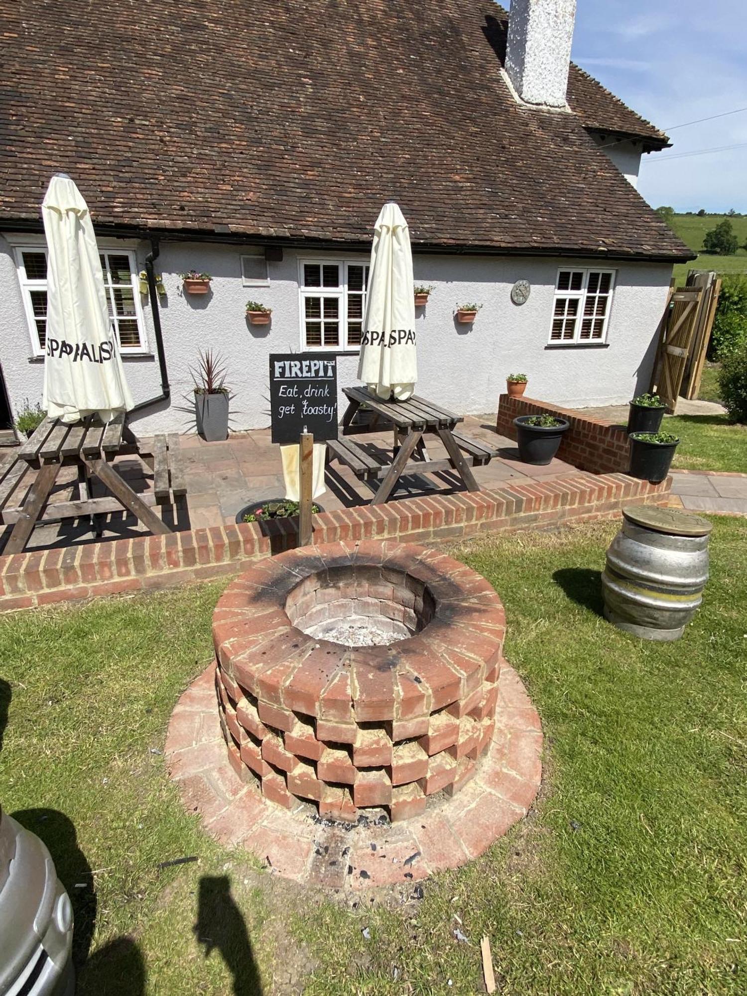Bed and Breakfast The Lydden Bell Экстерьер фото