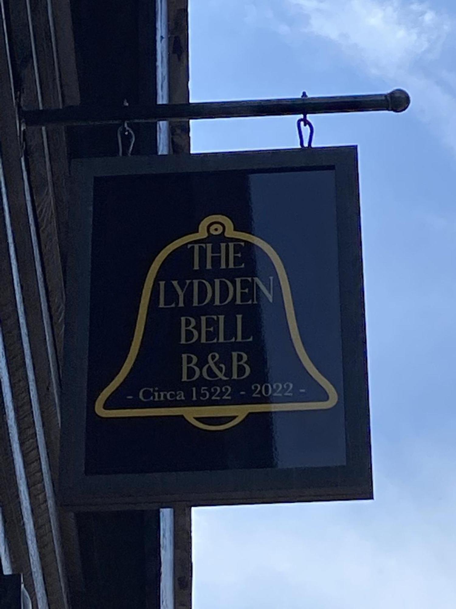 Bed and Breakfast The Lydden Bell Экстерьер фото